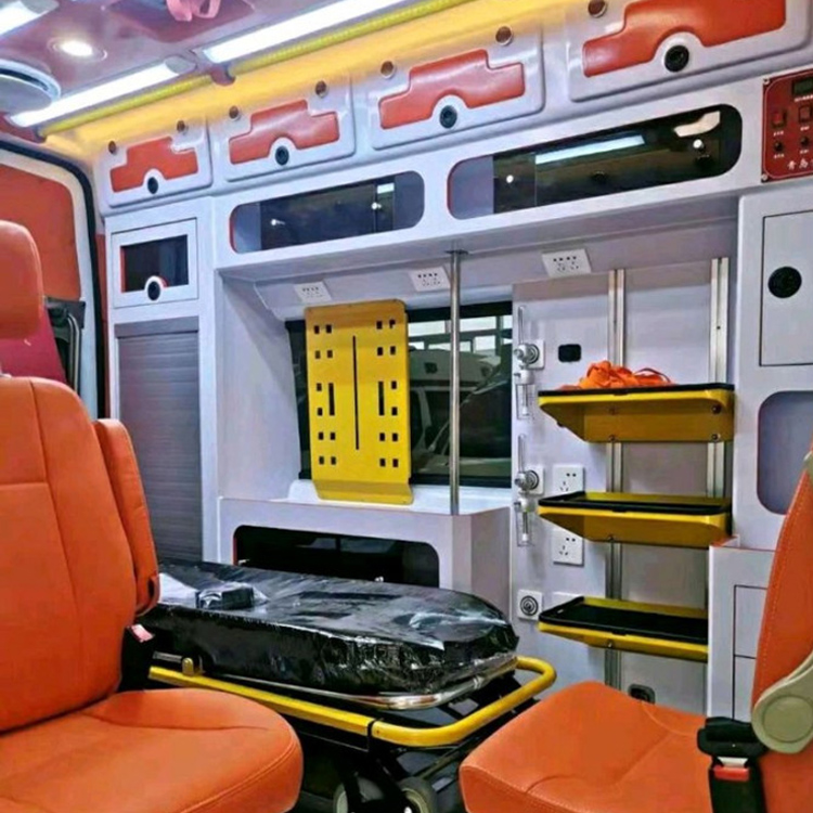 霍山长途救护车护送病人租赁价格